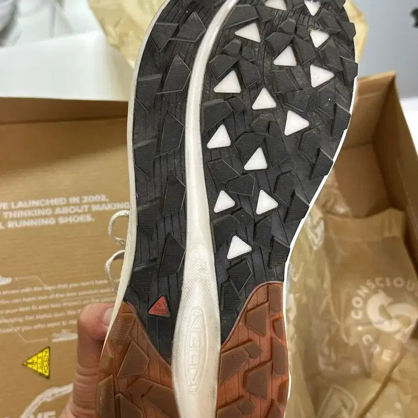 [BUNJANG] Kinn Trail Running Shoes Size 270 / 킨 트레일 러닝화 270