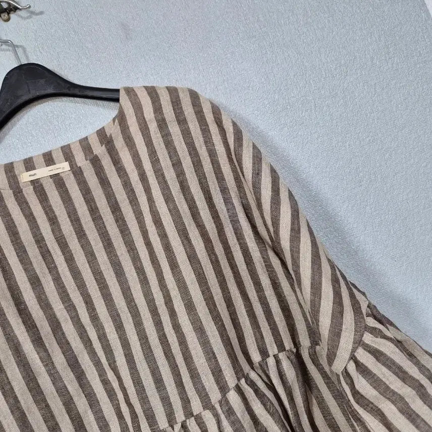 [BUNJANG] Stripe Linen Shirring Blouse Free Size / 스트라이프 린넨 셔링 블라우스 프리