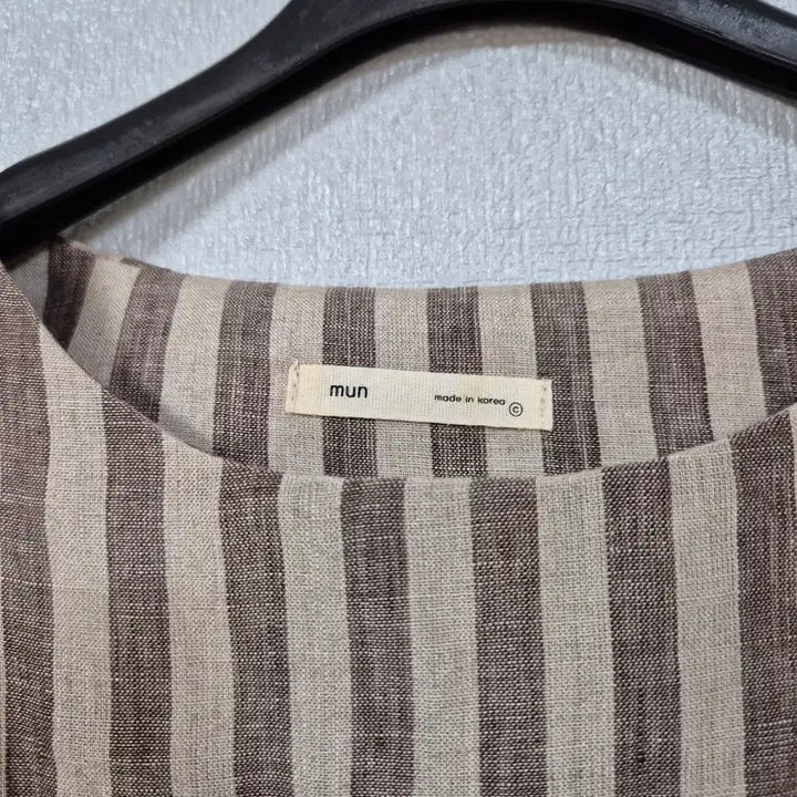 [BUNJANG] Stripe Linen Shirring Blouse Free Size / 스트라이프 린넨 셔링 블라우스 프리