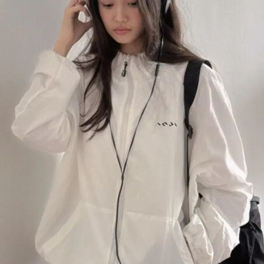 [BUNJANG] Inji Active Windbreaker White / 인지액티브 바람막이 화이트