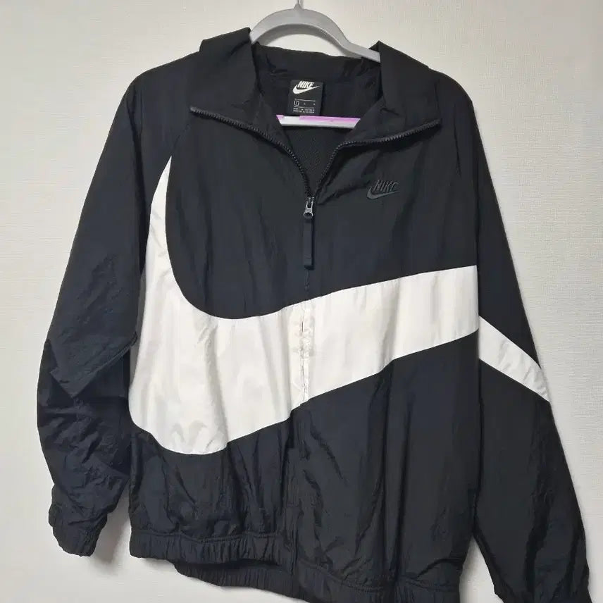 [BUNJANG] Nike Big Swoosh Woven Windbreaker Jacket / 나이키 빅스우시 우븐 바람막이