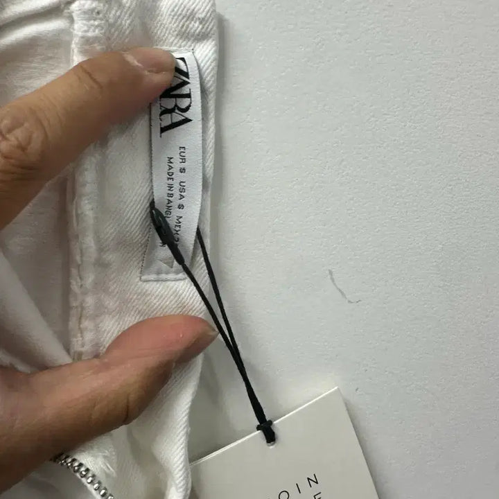 [BUNJANG] Zara White Bustier Top 90 / [만원 아라비아빈티지]자라 화이트 뷔스티에 탑 90