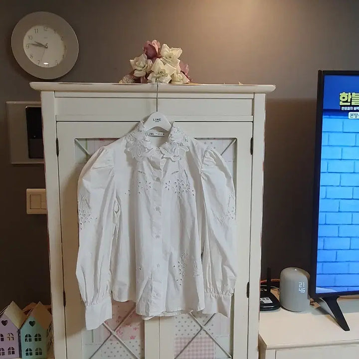 [BUNJANG] Zara White Lace Blouse / 자라 화이트 레이스 블라우스/55반-66