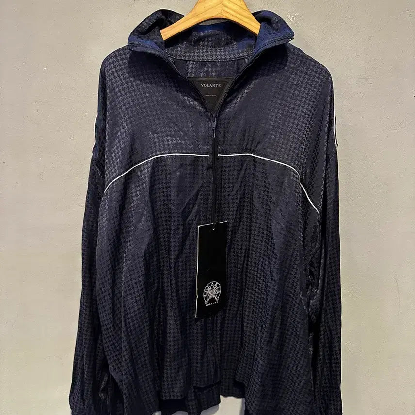 [BUNJANG] Volante Wool Silk Training Windbreaker / 볼란테 울실크 트레이닝 바람막이