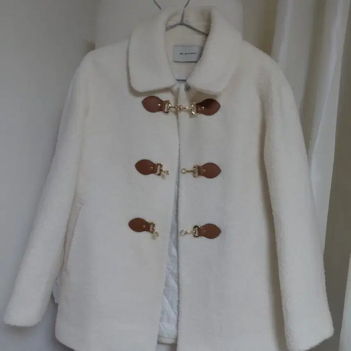 [BUNJANG] Bemeuse Mansion Bouclé Jacket / 비뮤즈맨션자켓 55까지