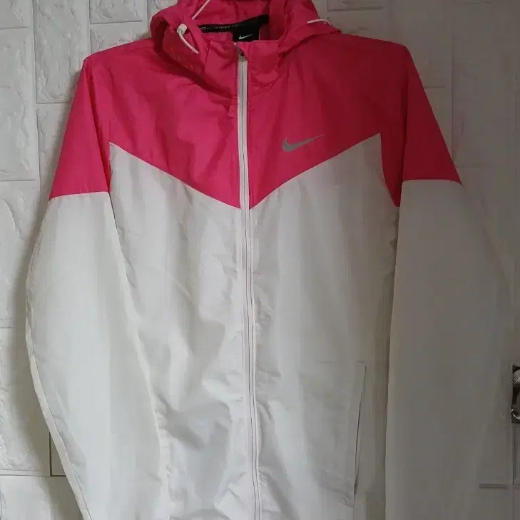 [BUNJANG] Nike Windrunner Women&
