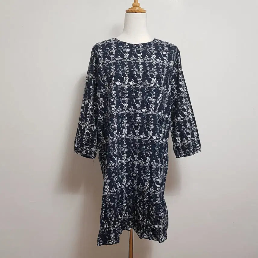 [BUNJANG] Navy One-Piece Dress Size 66 / 0975/LAP 여 66사이즈 네이비원피스/내옷방