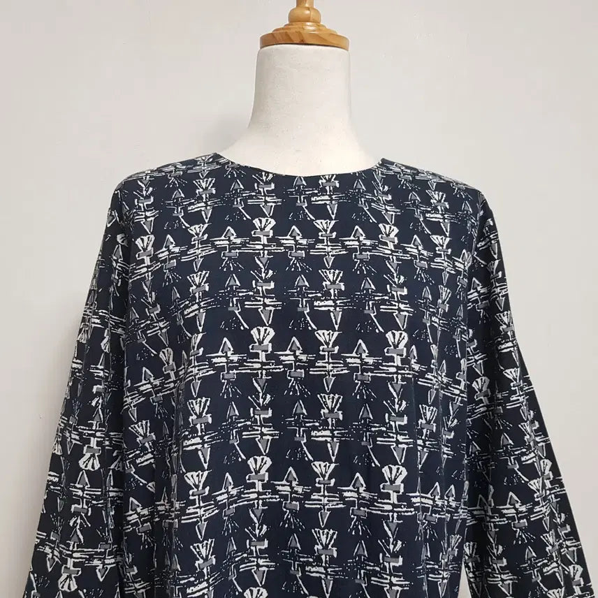 [BUNJANG] Navy One-Piece Dress Size 66 / 0975/LAP 여 66사이즈 네이비원피스/내옷방
