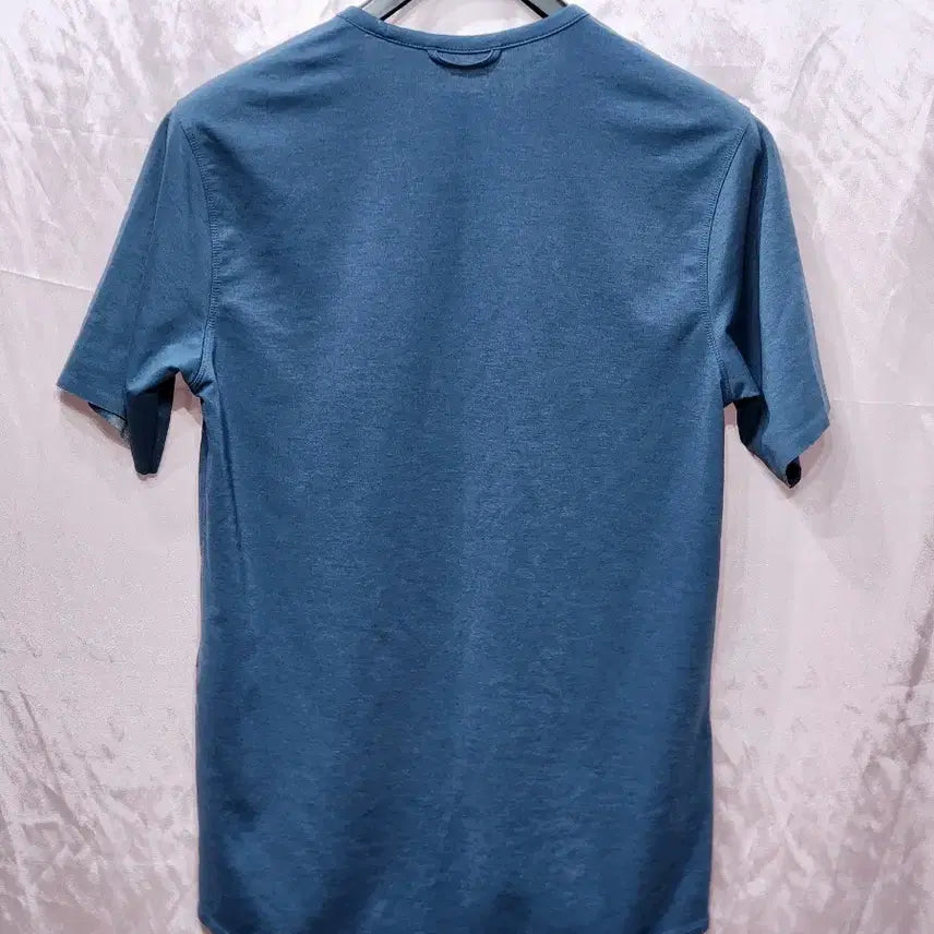 [BUNJANG] Jordan Tech Short Sleeve T-Shirt / 조던 테크 반팔 티셔츠 95
