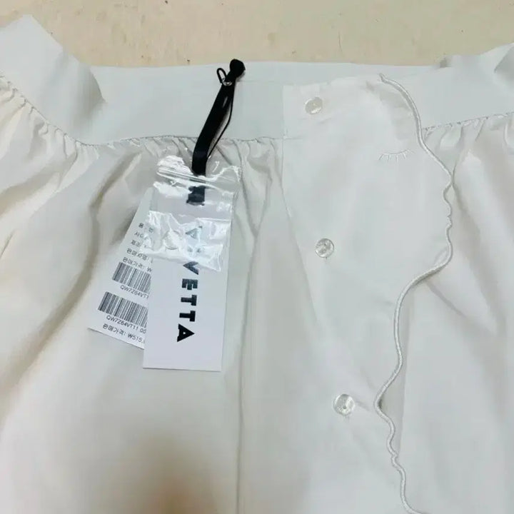 [BUNJANG] Vivetta White Off-Shoulder Blouse / VIVETTA 화이트 오프숄더 블라우스