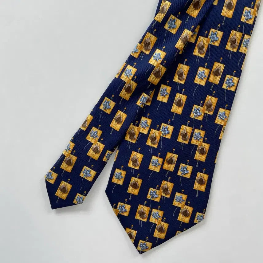 [BUNJANG] Burberry 100% Silk Necktie / 버버리 명품 정품 넥타이 (Burberry)