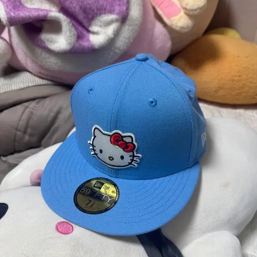 [BUNJANG] New Era x Hello Kitty Collaboration Snapback Hat Blue / 738 뉴에라x헬로키티 스냅백 블루