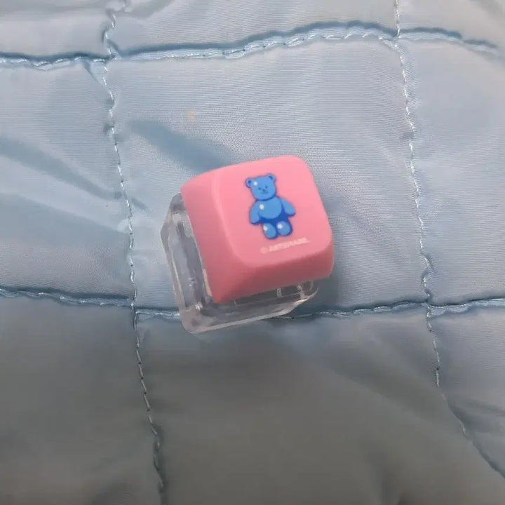 [BUNJANG] Colorgram x Wiggle Wiggle Collaboration Keycap Keyring / 컬러그램,위글위글 콜라보 기획 키캡키링