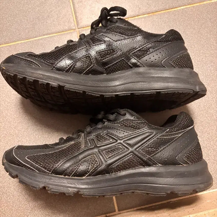 [BUNJANG] ASICS Jog 100s Running Shoes Black / 아식스 조그100s 블랙 운동화 러닝화