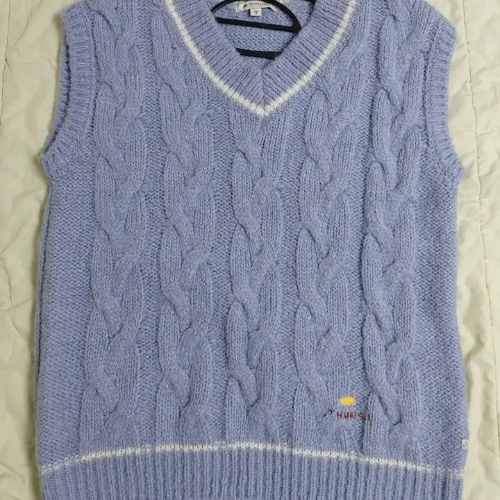 [BUNJANG] Thursday Island Knit Vest Sweater / 써스데이아일랜드니트베스트 스웨터조끼55~66