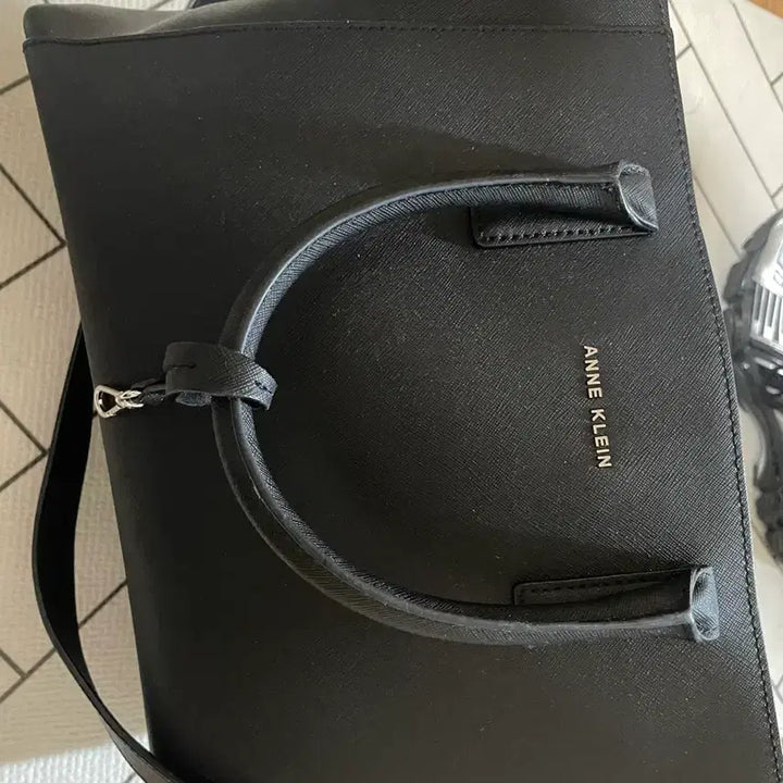 [BUNJANG] Anne Klein Black Tote Bag / 앤클라인 블랙 토트백