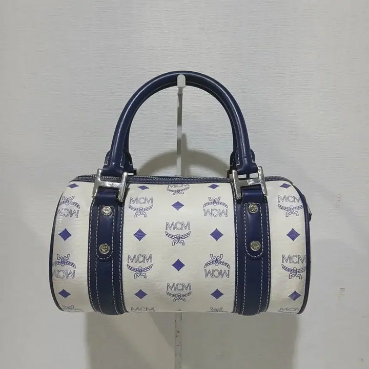 [BUNJANG] MCM Cylindrical Tote Bag Leather / MCM 원통형 토드백