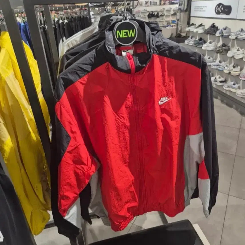 [BUNJANG] Nike Windbreaker Jacket Red / 나이키 바람막이 자켓 레드