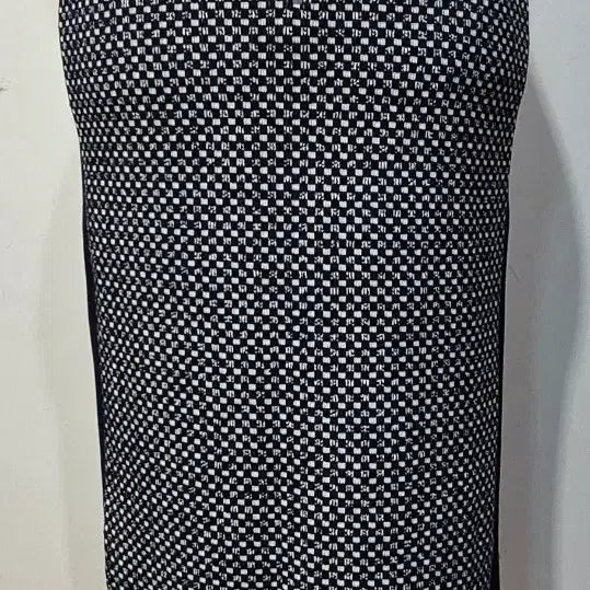 [BUNJANG] Objet Check Pattern H-Line Skirt / 오브제 체크 패턴 H라인 스커트