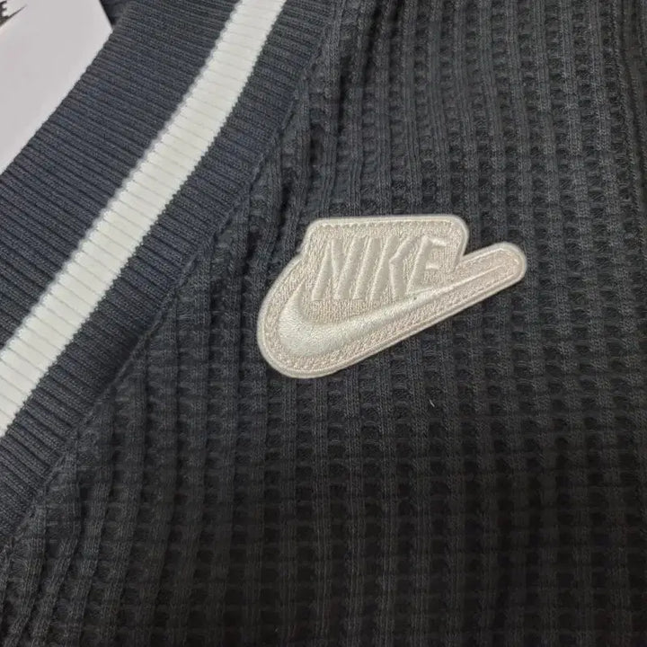 [BUNJANG] Nike V-Neck Vest Black XL / 나이키 V넥 조끼 블랙 새상품 XL