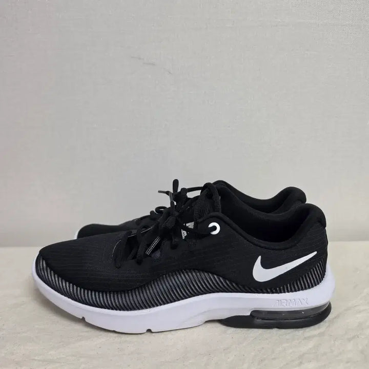 [BUNJANG] Nike Air Max Advantage 2 Black 270 / 270나이키 에어 맥스 어드밴티지 2 블랙  -922