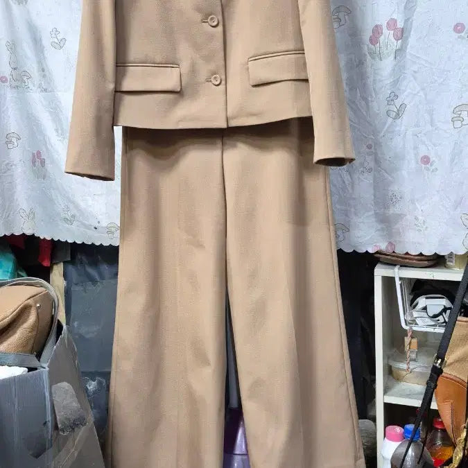 [BUNJANG] Theory 2022 Beige Short Jacket + Wide Pants Set / 띠어리 2022년   정장셋업 ( 숏자켓 +와이드.바지)