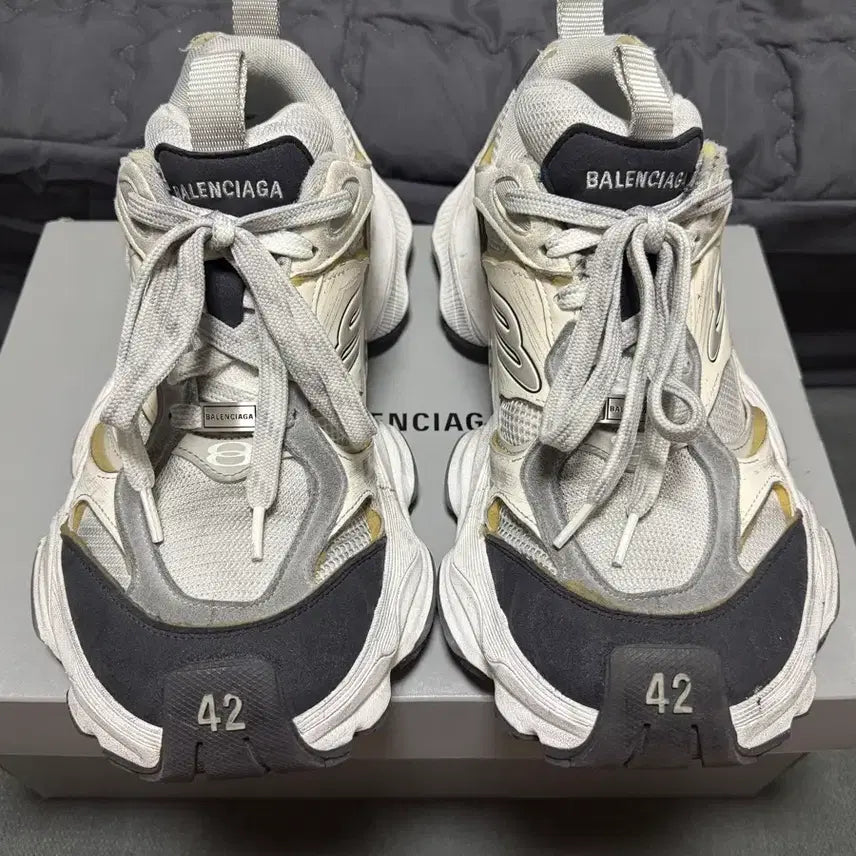 [BUNJANG] Balenciaga Cargo Sneakers / 발렌시아가 카고 스니커즈 42
