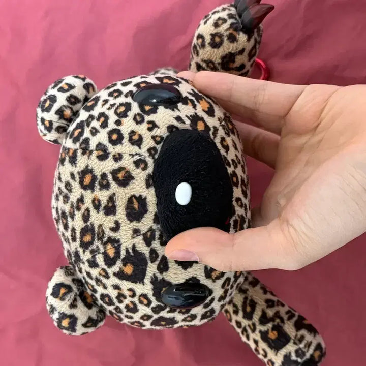 [BUNJANG] Glumi Bear Leopard Reel Pass Card Keyring / 글루미베어 레오파드 릴패스 카드 키링