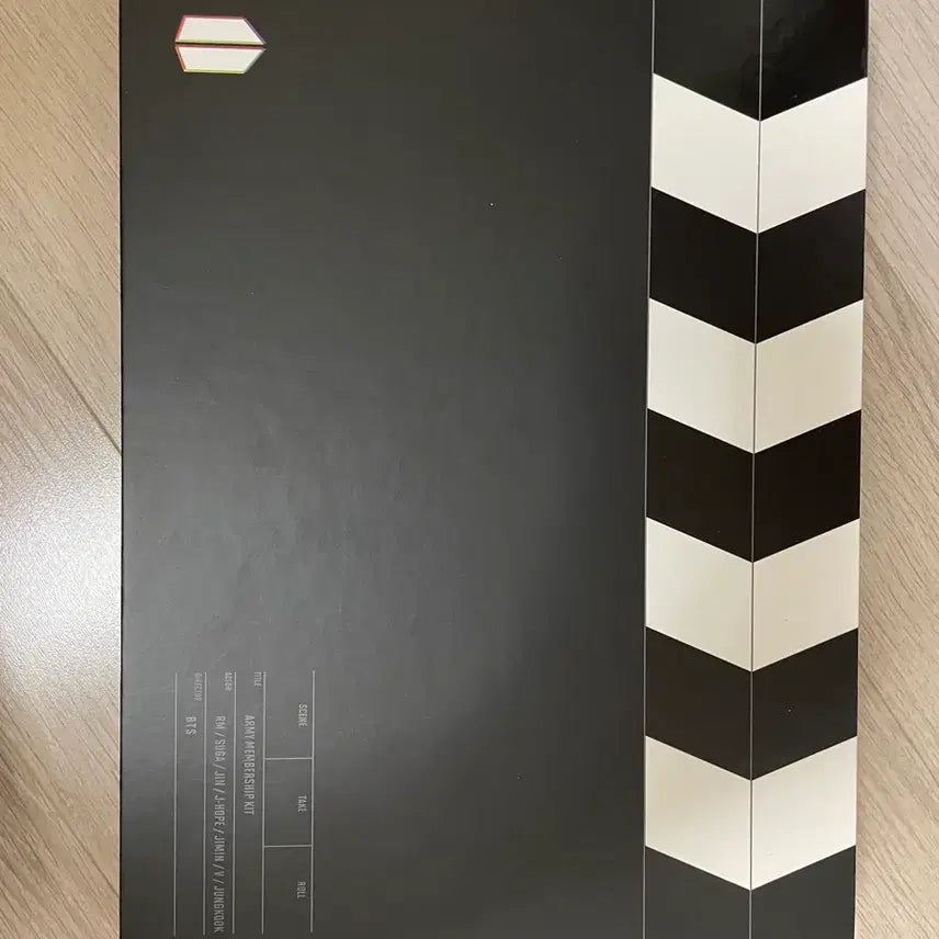 [BUNJANG] BTS ARMY 6th ARMY ZIP KIT Bundle Set / 방탄소년단 BTS 아미 6기 아미집 키트 양도