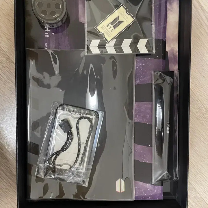 [BUNJANG] BTS ARMY 6th ARMY ZIP KIT Bundle Set / 방탄소년단 BTS 아미 6기 아미집 키트 양도