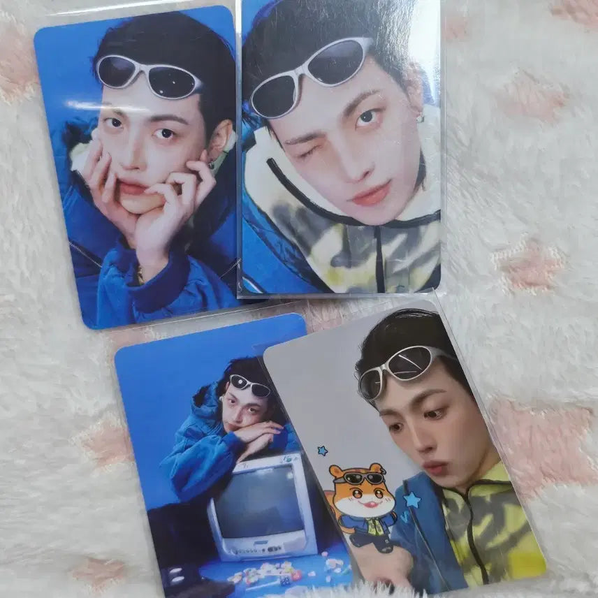 [BUNJANG] Ateez Hongjoong Photocard Bundle Set / 애니티즈인컬러 에이티즈 홍중 트레카 4개 세트