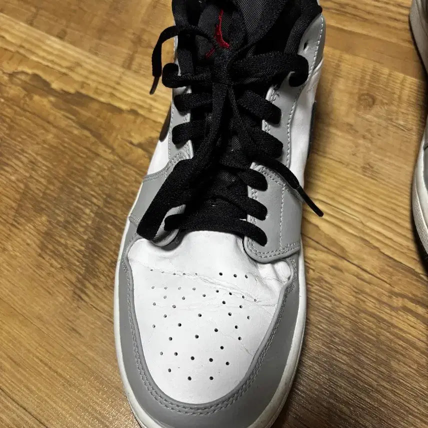 [BUNJANG] Nike Jordan 1 Low Light Smoke Grey (275mm) / 나이키 조던1 로우 라이트스모크그레이 275