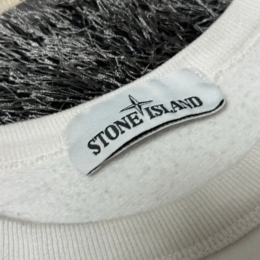 [BUNJANG] Stone Island White Sweatshirt / 스톤아일랜드 화이트 맨투맨