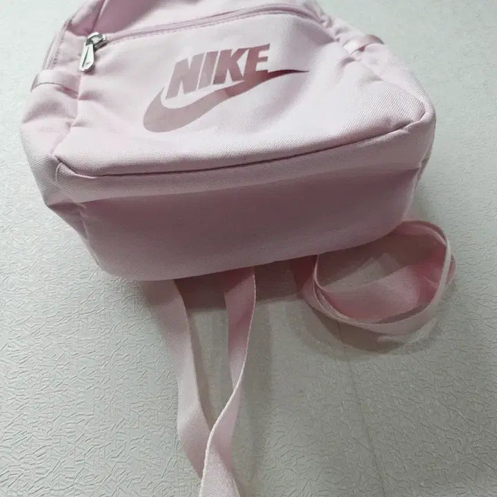 [BUNJANG] Nike Pink Mini Backpack / 나이키 핑크색 백팩 미니 사이즈