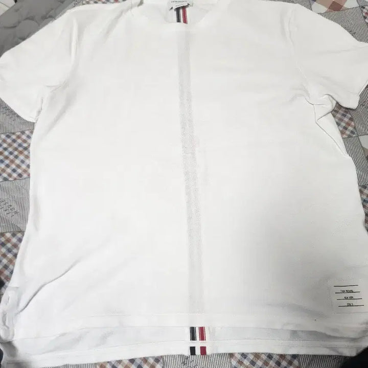 [BUNJANG] Thom Browne Centerback T-Shirt White Size 5 / 톰브라운 센터백 티 백화점 5 (미세목늘어짐)