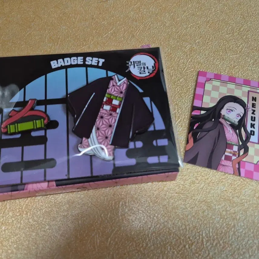 [BUNJANG] Demon Slayer Nezuko Badge Photocard Set / 귀멸의 칼날 cgv 네즈코 뱃지 포토카드 세트