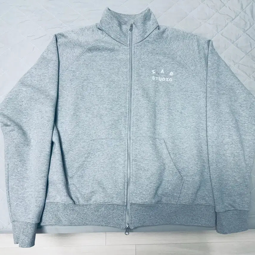 [BUNJANG] LAB STUDIO Studio Grey Zip-up Jacket / LAB STUDIO 스튜디오 그레이 집업 판매합니다