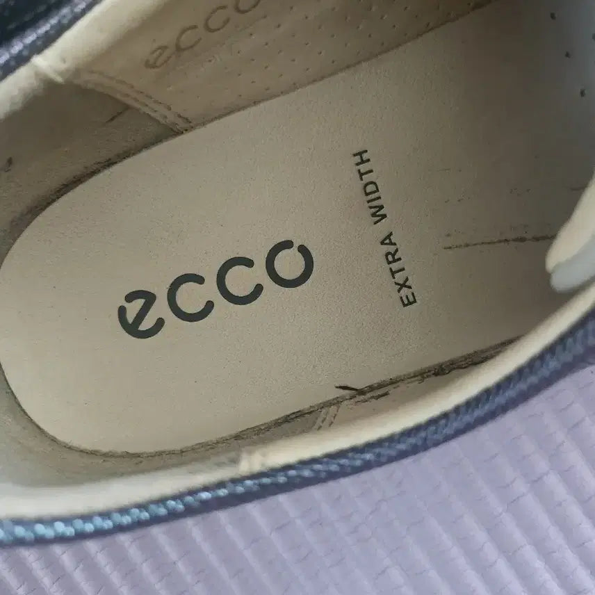 [BUNJANG] Ecco Silver Sneakers Golf Shoes / 에코 ecco 은색 스니커즈골프 운동화