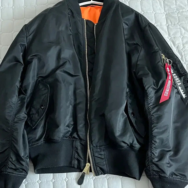 [BUNJANG] Alpha Industries MA-1 Flight Jacket Black / 알파인더스트리 MA-1 플라이트 자켓 블랙