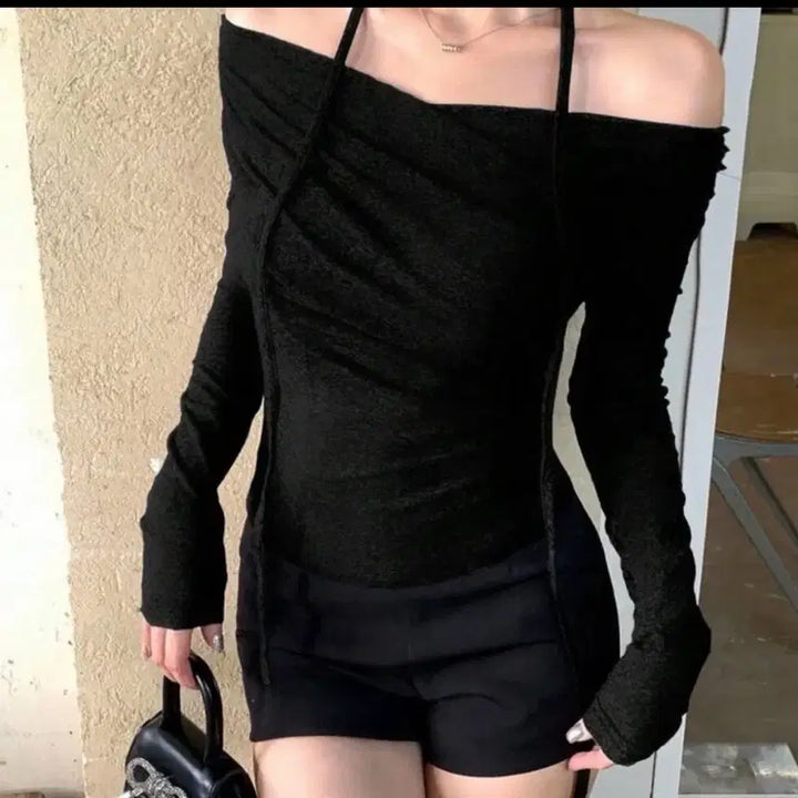 [BUNJANG] Black Off-Shoulder Top / 검은색 오프숄더 블랙