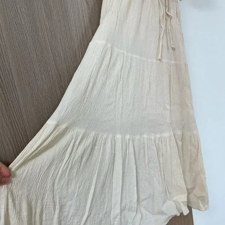 [BUNJANG] Lucina Ivory Long Dress / Lucina 루시나 아이보리 롱 원피스