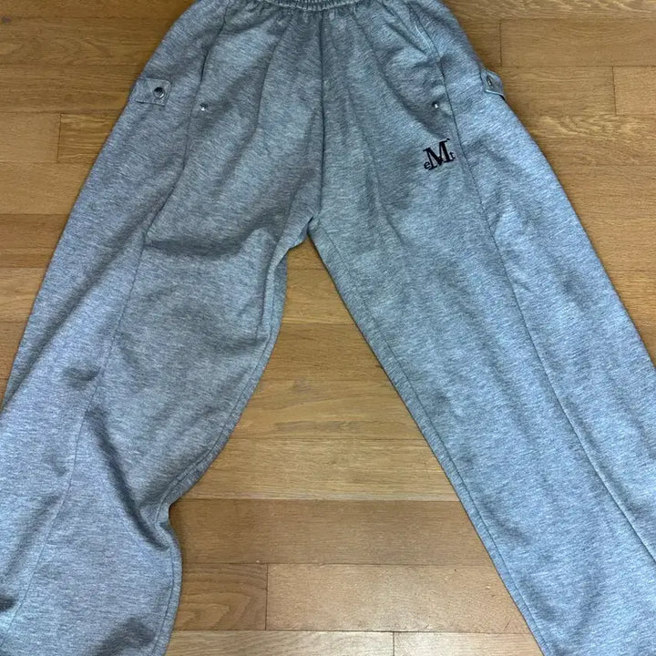 [BUNJANG] Museunnt Wear Side Button Sweatpants / [ 무센트 ]위어 사이드 버튼 스웻 팬츠(네고0)