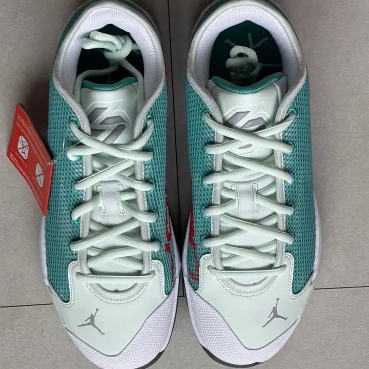 [BUNJANG] Jordan Luka 77 PF Barely Green Sneakers / 조던 루카 77 PF Barely Green / 290