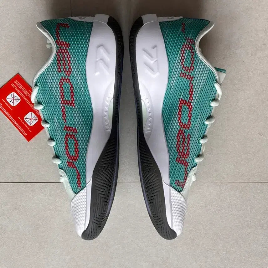 [BUNJANG] Jordan Luka 77 PF Barely Green Sneakers / 조던 루카 77 PF Barely Green / 290