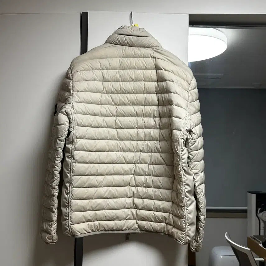 [BUNJANG] Stone Island Rumple Light Down Jacket / 스톤아일랜드 룸우븐 경량 패딩