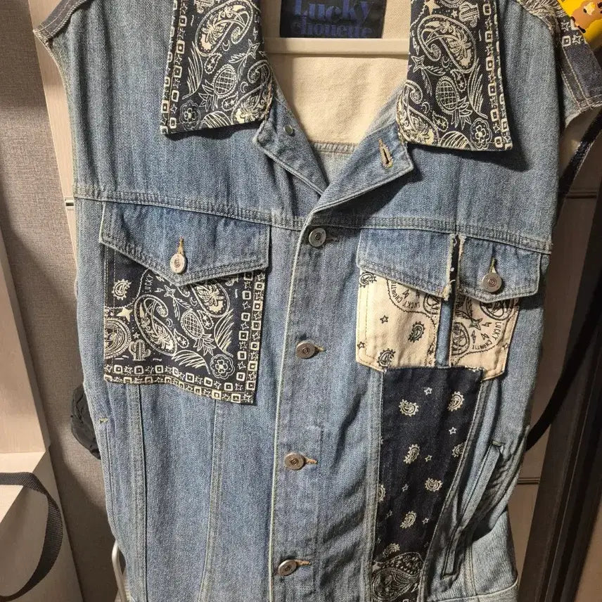 [BUNJANG] Lucky Chouette Vest / 럭키슈에뜨 베스트