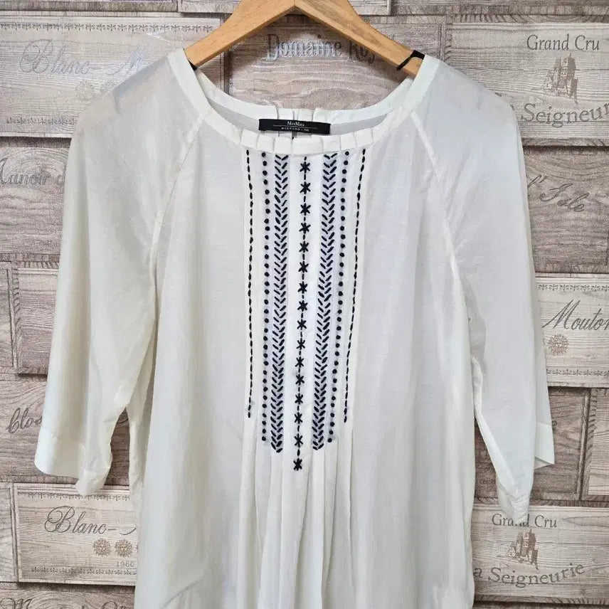 [BUNJANG] Max Mara Ivory Embroidered Blouse (Size 55-66) / 막스마라 블라우스 55_66