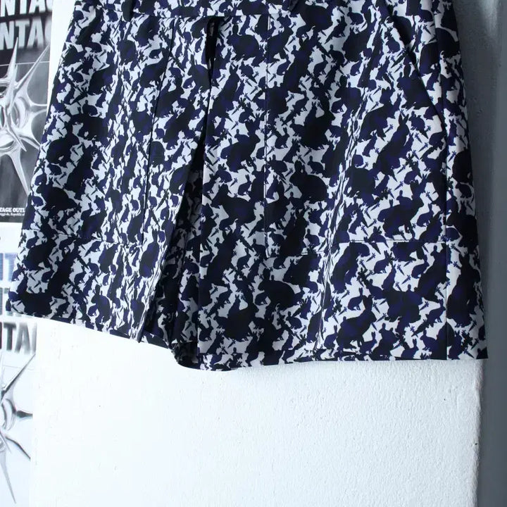 [BUNJANG] Valentino Patterned Blue Layered Unique Shorts / W(M) 발렌시아 반바지 팬츠 패턴 블루 레이어드 유니크-2645