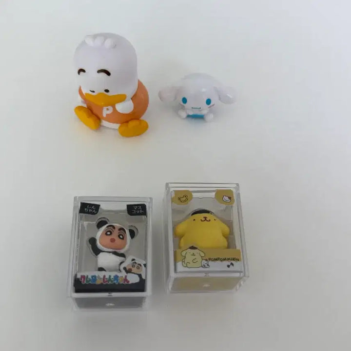 [BUNJANG] Sanrio Characters Rice Ball Figure Set / 산리오 캐릭터즈 피규어 세트 짱구 쌀알 피규어