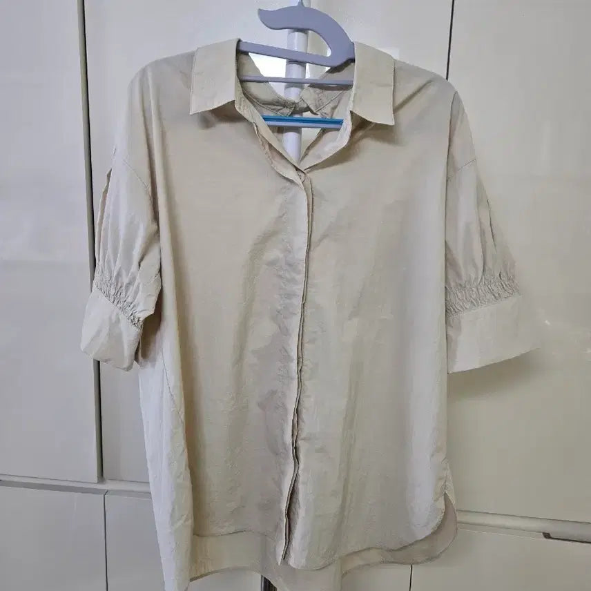 [BUNJANG] Ivory 5-Sleeve Shirt Blouse / 아이보리 셔츠 블라우스 5부 소매